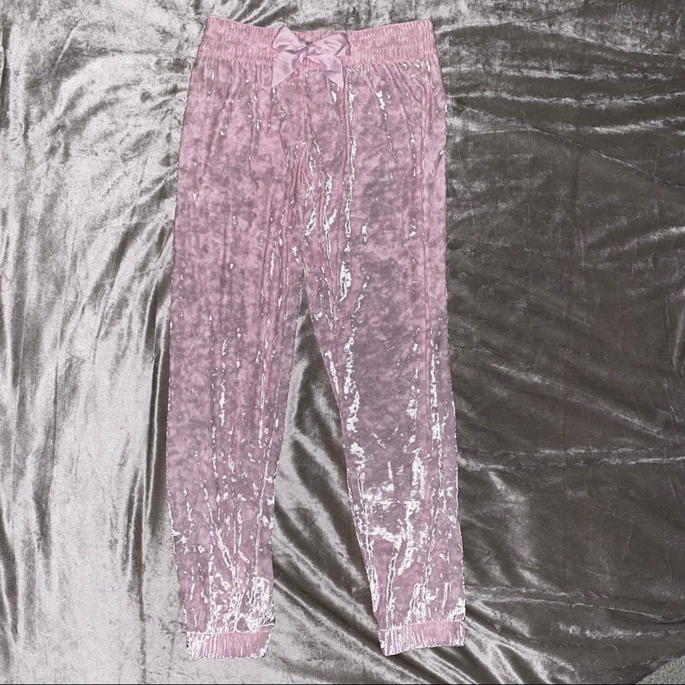 Victoria’s Secret: Women’s Crushed Velvet PJ Bottoms (size: XS)